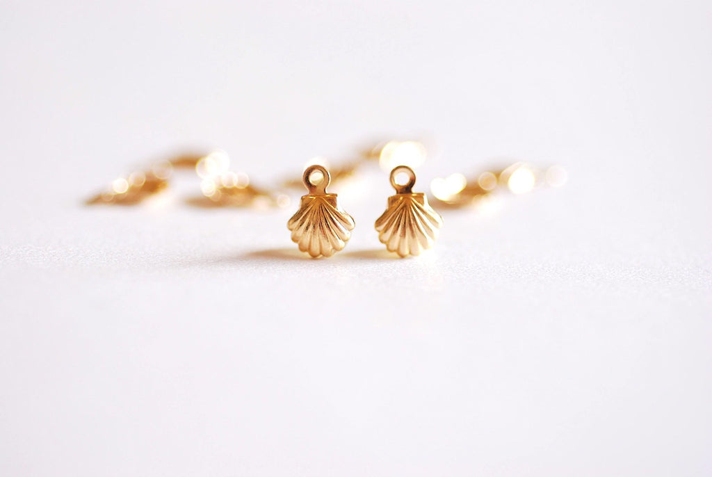 Wholesale Charms - Small 14k Gold Filled Seashell charm, 14k gf, beach  conch empty sea shell, sea life, marine life, clam shell, oyster shell,  R228-03 – HarperCrown