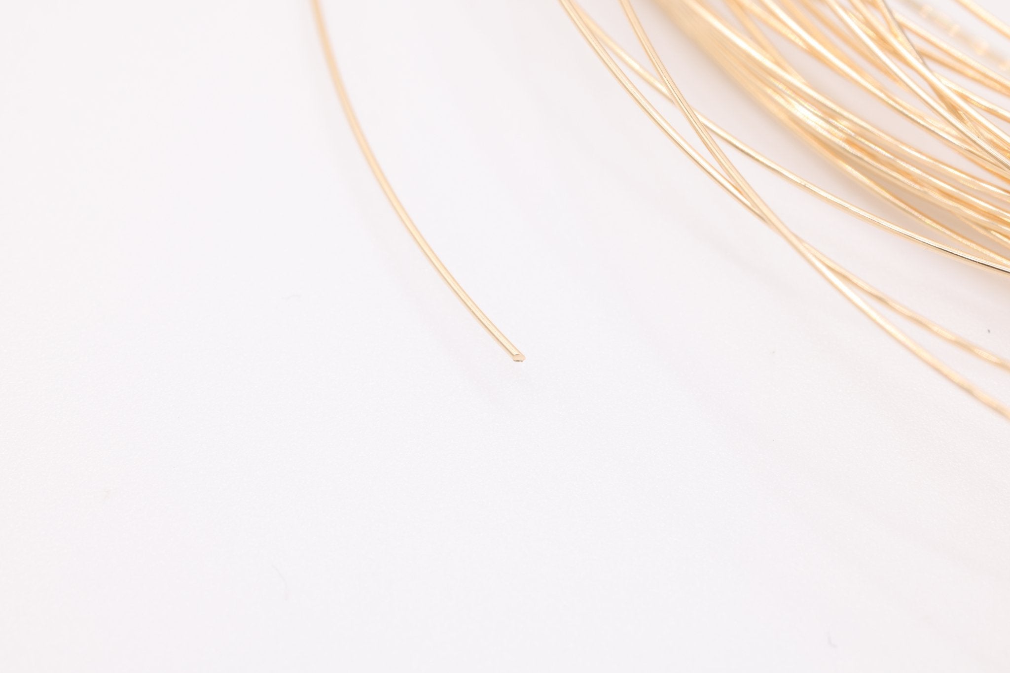14k Gold Filled Wire, 16 Gauge 1.27mm, Gold Wire, Half Hard Jewelry Wire - HarperCrown