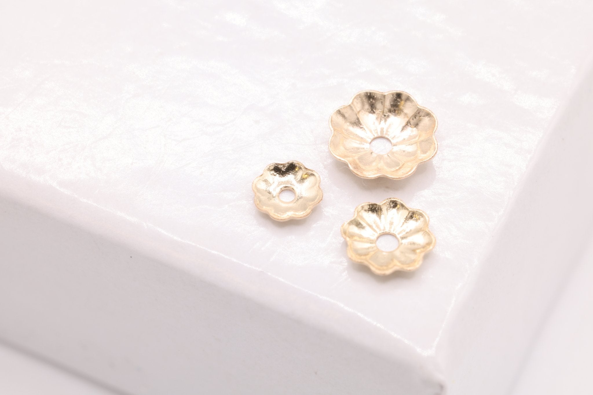 3mm Flower Bead Cap, Gold - Filled, Bulk DIY Wholesale Jewelry Making Charm - HarperCrown