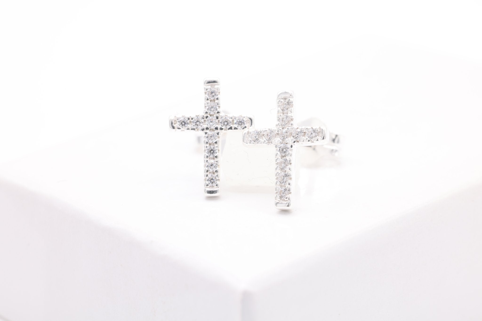 Cross CZ Stud Earrings, 1 pair Sterling Silver, 9mm x 7mm, Minimalist Delicate, Wholesale Jewelry Earrings - HarperCrown