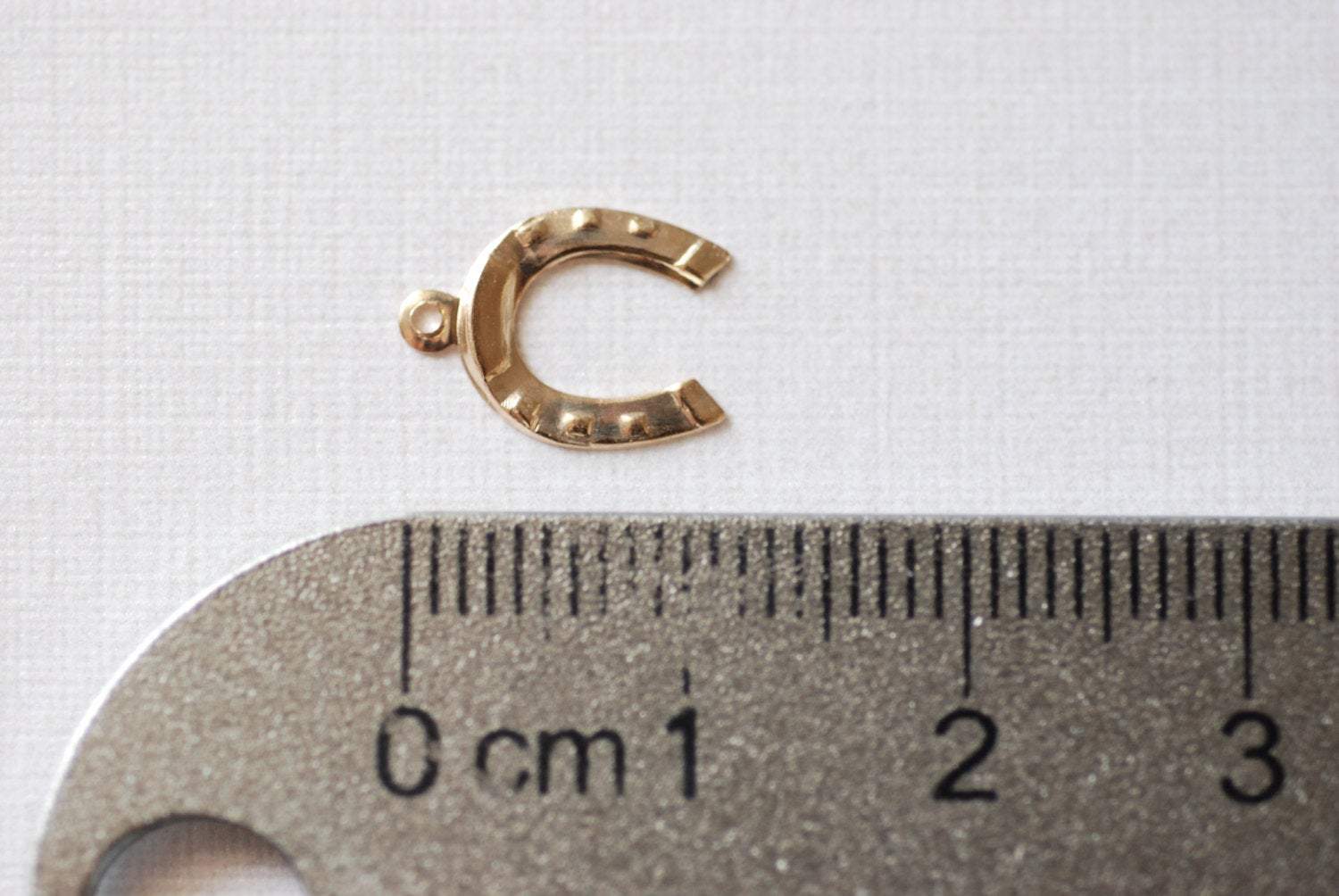 Horseshoe Charm, Gold-Filled, 13mm, Lucky Gold Horseshoe Charm, Wholesale Jewelry Making Charms