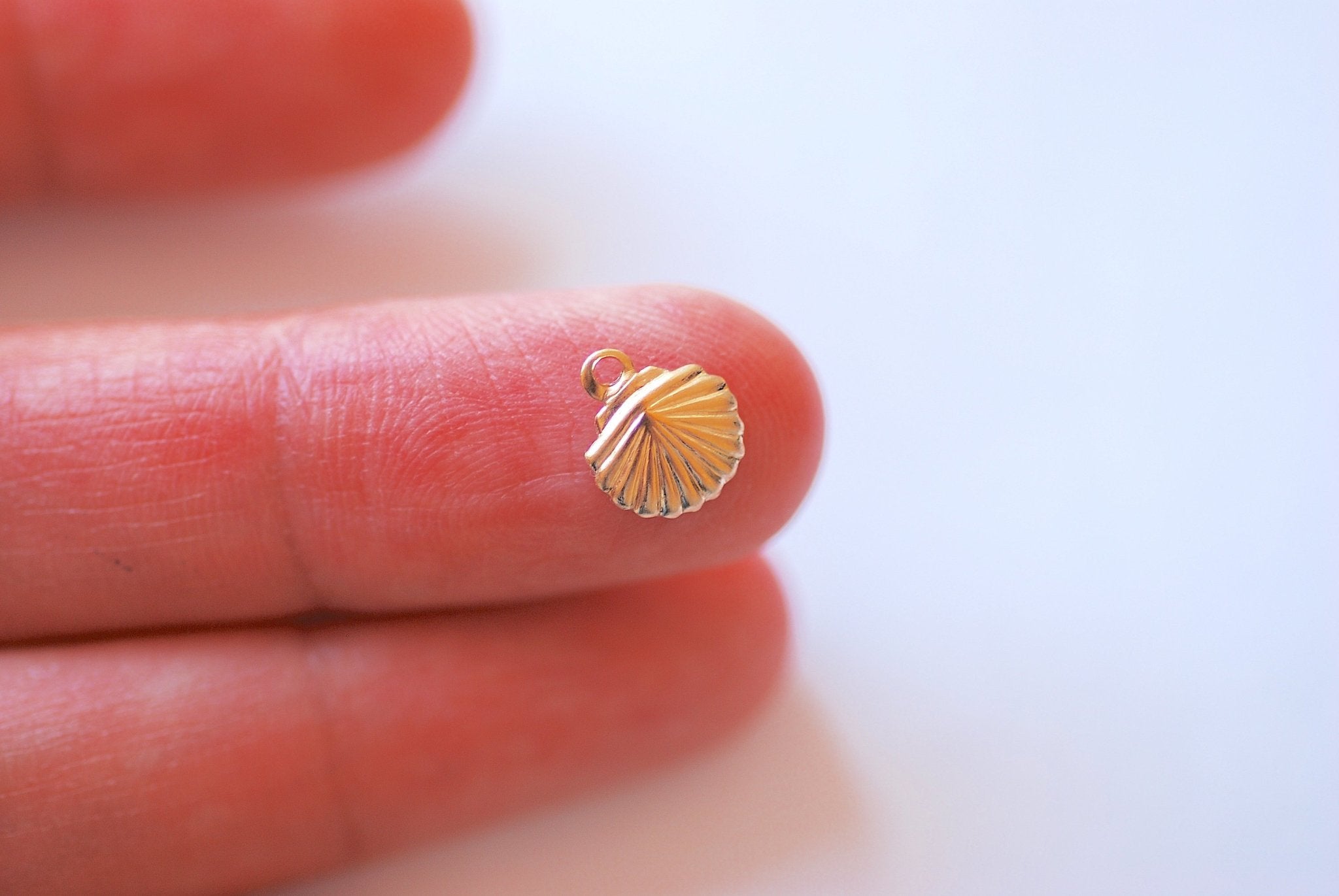 14k Gold Wholesale Filled Shell Charm -  2 Pieces Filled Beach Scallop Sea Shell Charm Ocean Marine Life Coral Clam Shell Oyster Cowrie