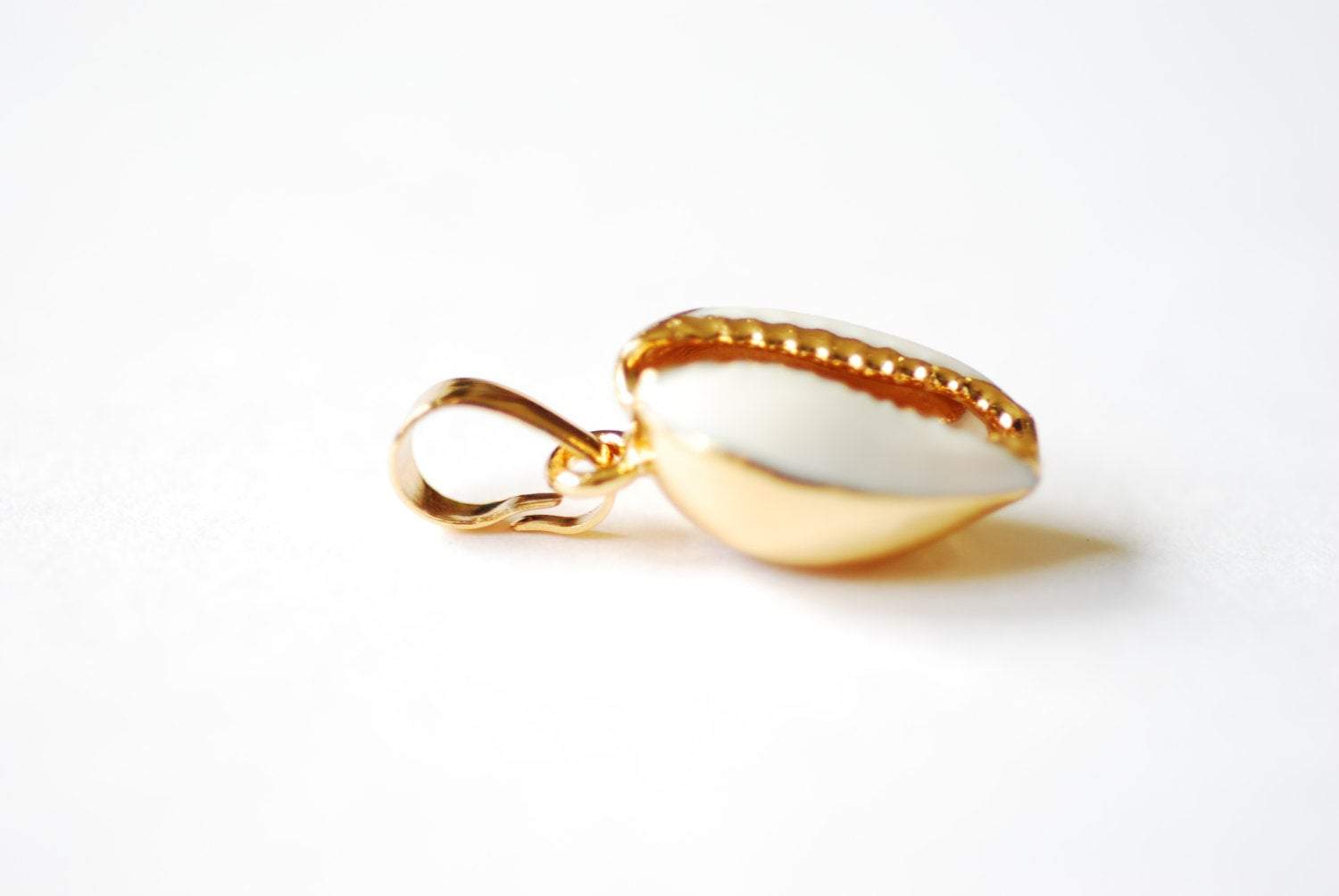 24k Gold Dipped Real Natural Cowrie Shell, Natural gold dipped shell pendant, Gold Cowrie shell pendant charm, Cut Cowrie Shell Beads - HarperCrown