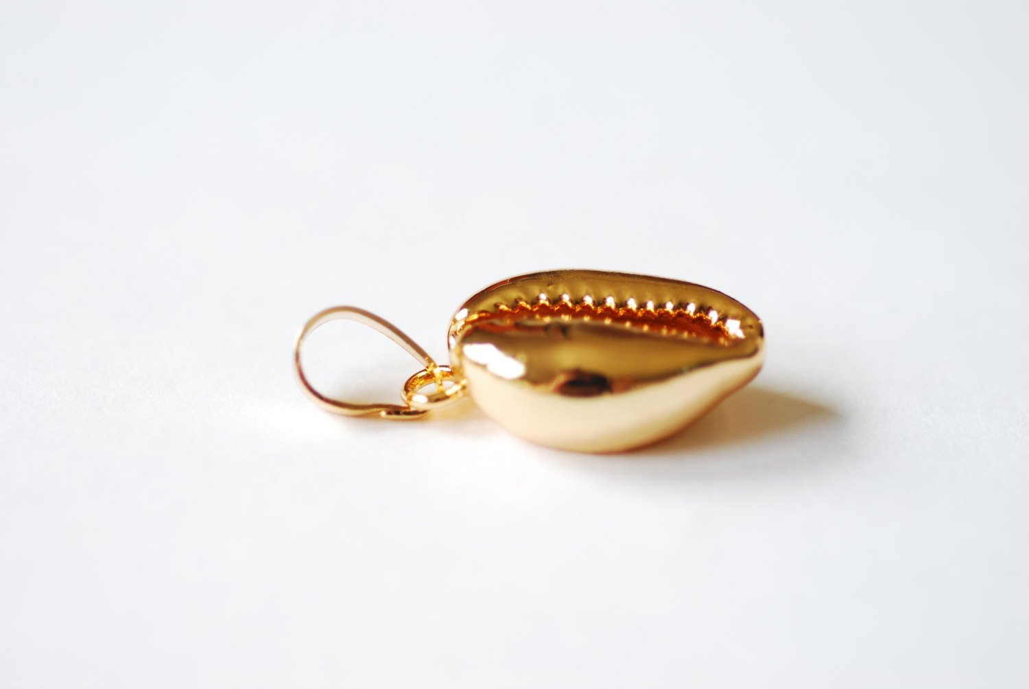 24k Gold Dipped Real Natural Cowrie Shell, Natural gold dipped shell pendant, Gold Cowrie shell pendant charm, Cut Cowrie Shell Beads - HarperCrown