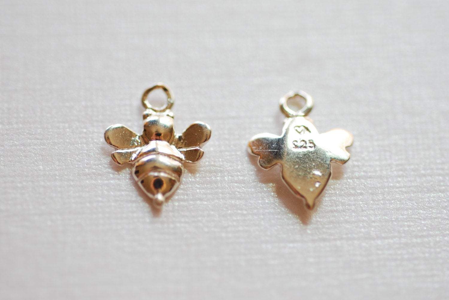 2pcs Sterling Silver Bumble Bee Charm - 925 sterling silver bee charm, Silver bumble bee charm, silver honey bee charm, Bee Pendant, 257 - HarperCrown