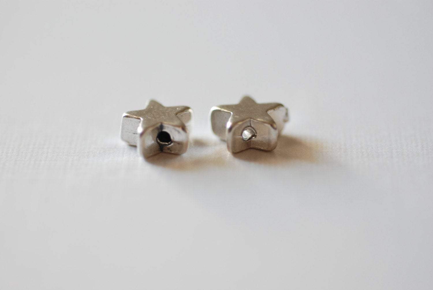 2pcs Sterling Silver Tiny Star Charm - 925 Sterling Silver Tiny Star connector, Sterling Silver Star beads, Star Connector, Link, Spacer, 28 - HarperCrown