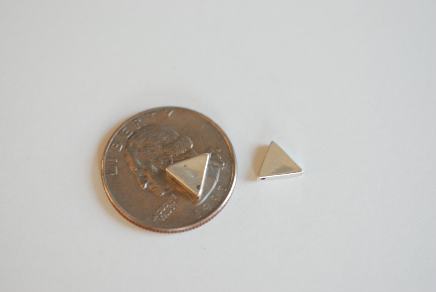 2pcs Sterling Silver Triangle Connector, Small little Triangle charms, Silver Triangle Beads, Sterling Silver Chevron Triangle Charms - HarperCrown