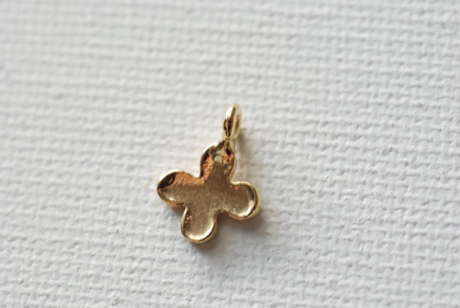 2pcs Vermeil Gold Four Leaf Clover, Shiny Glossy Four Leaf Clover, Quatrefoil Charm, Clover Charm, Clover Pendant, vermeil gold flower - HarperCrown