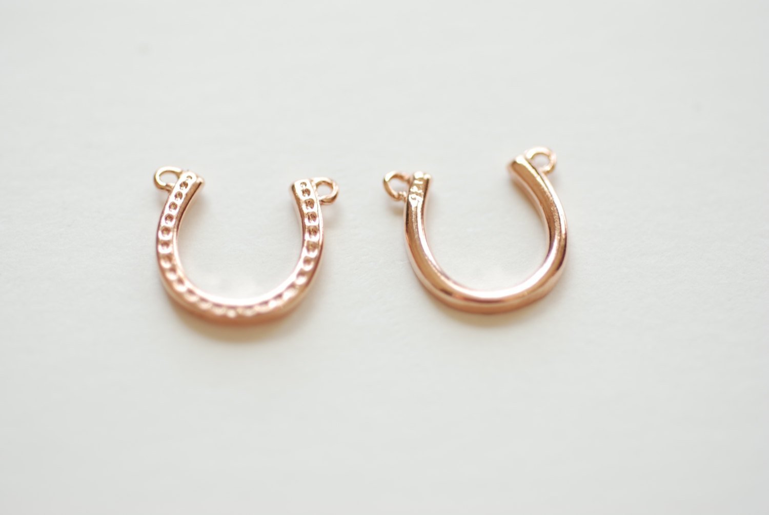 2pcs Vermeil Rose Gold Horseshoe Charm - small and thin horse shoe connector charm, vermeil pink gold horse shoe, Gold Horse Shoe Charm, 157 - HarperCrown