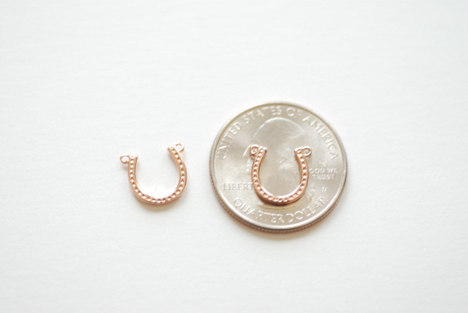 2pcs Vermeil Rose Gold Horseshoe Charm - small and thin horse shoe connector charm, vermeil pink gold horse shoe, Gold Horse Shoe Charm, 157 - HarperCrown