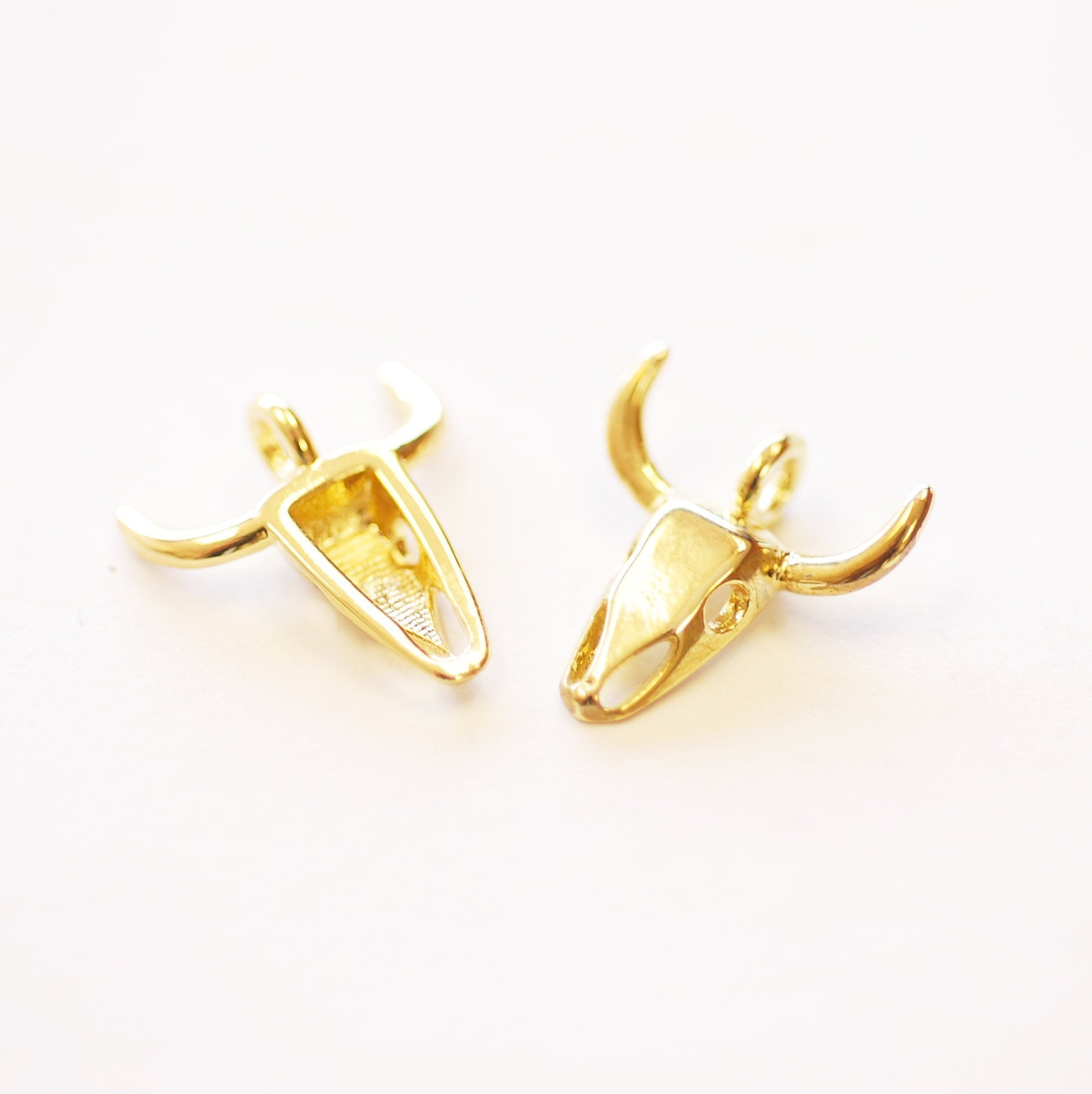 Buffalo Skull Head Pendant - 16k Gold Plated over Brass Bison Head Horn Pendant Wholesale B287 - HarperCrown