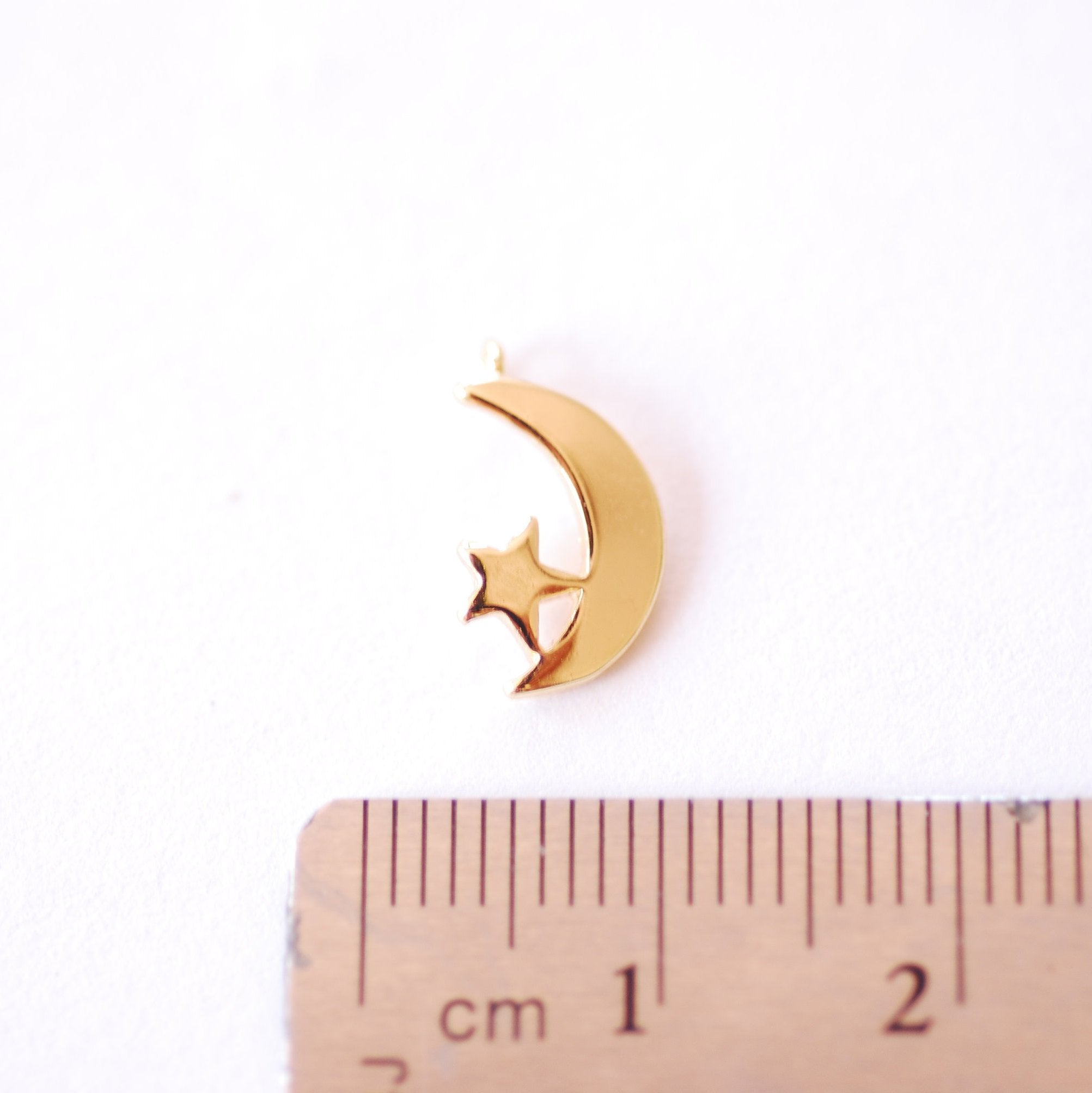 Crescent Moon Star Charm | 16K Gold Plated Brass | Half Moon Horn Waning Eclipse Bohemian Boho Curve Shape Wholesale Pendant B322 - HarperCrown