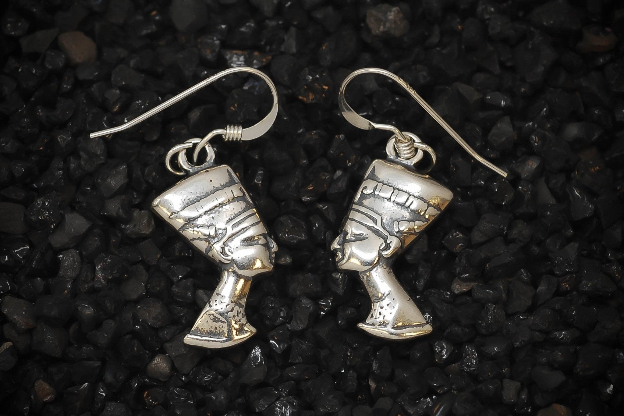 Earrings of Nefertiti Queen of Ancient Egypt Side Profile | 925 Sterling Silver, Oxidized | Earrings - HarperCrown