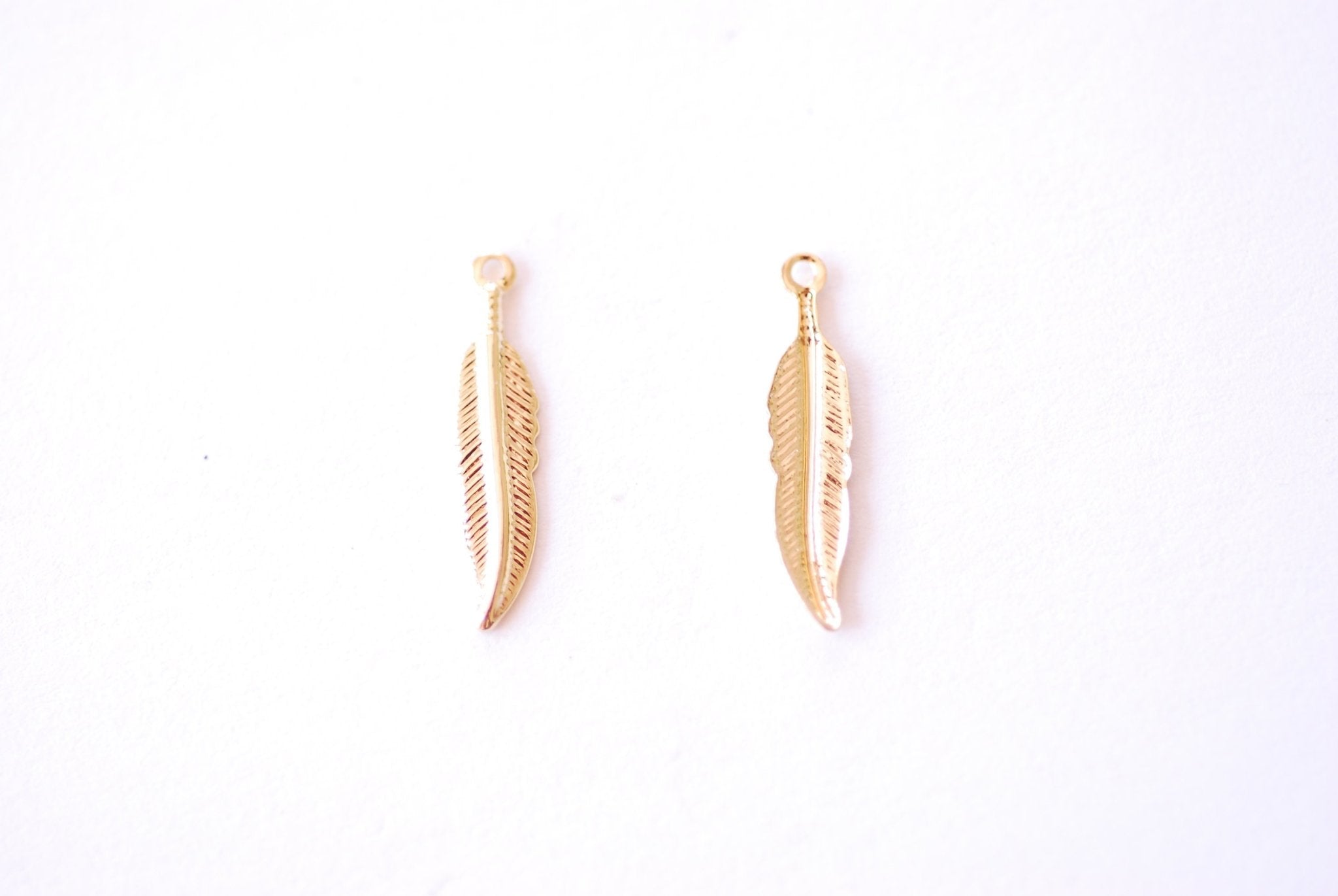 Feather Charm | 16k Gold Plated over Brass | Dainty Leaf Pendant HarperCrown Wholesale B324 - HarperCrown