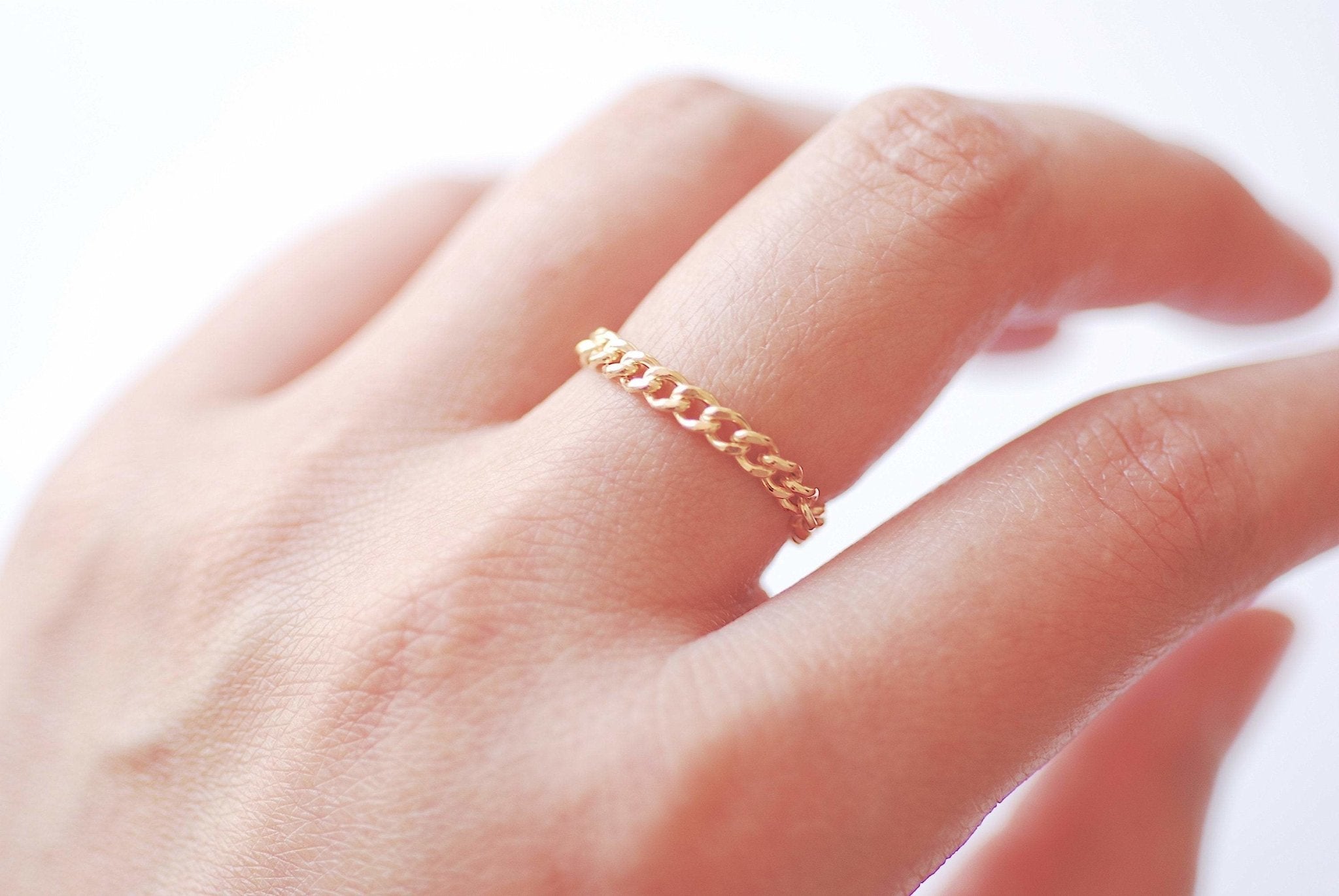 Gold Chain Ring - 14k Gold Filled Stacking Ring, Cuban Chain Ring, Cuban Link ring, Everyday Jewelry, Minimalist Ring, Curb Chain Ring [27] - HarperCrown