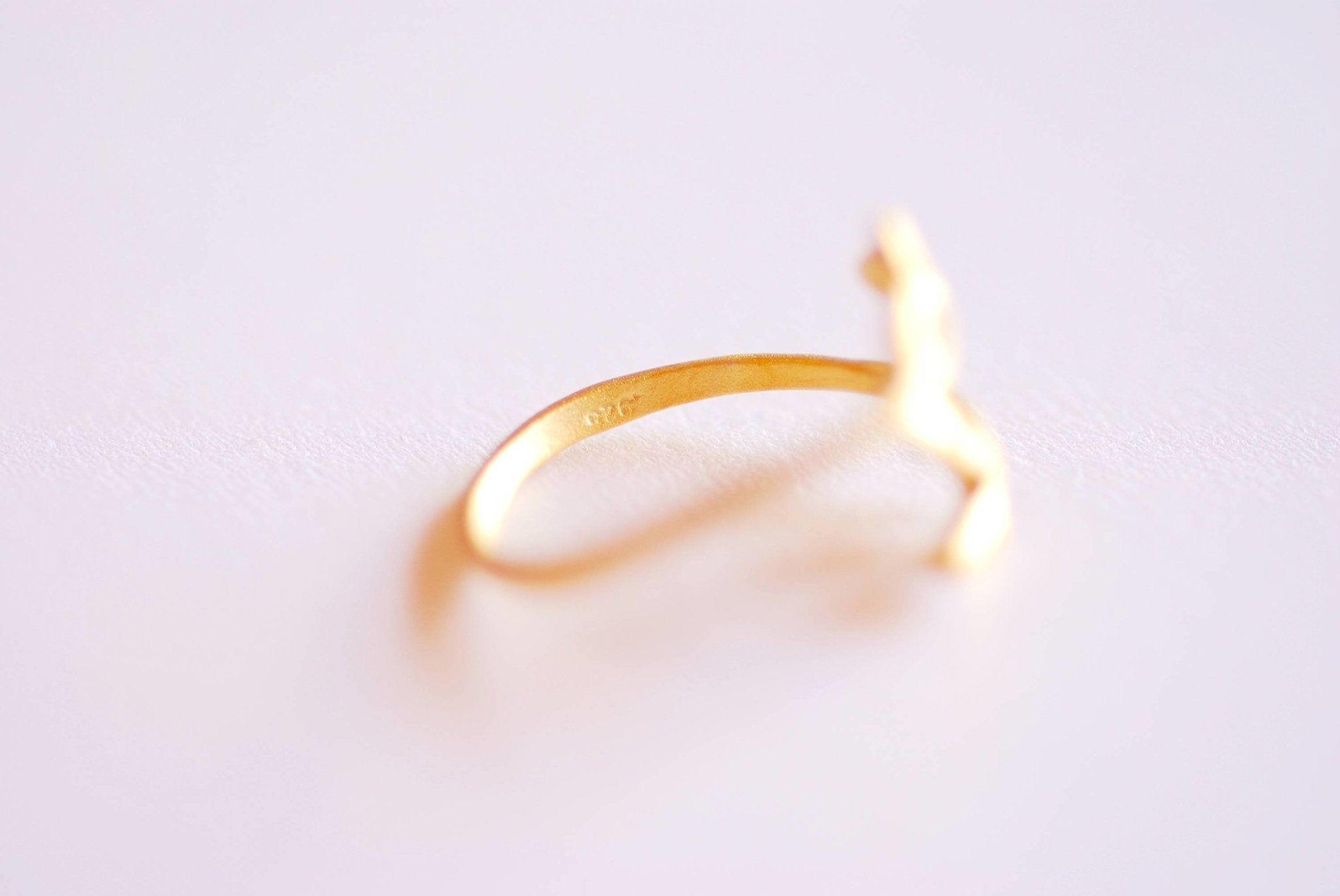 Matte Gold Leaf Branch Ring, Gold Leaf Ring, Layering Ring, Vine Ring, Laurel Ring, Nature Jewelry, twig ring, branch ring, tree ring, - HarperCrown