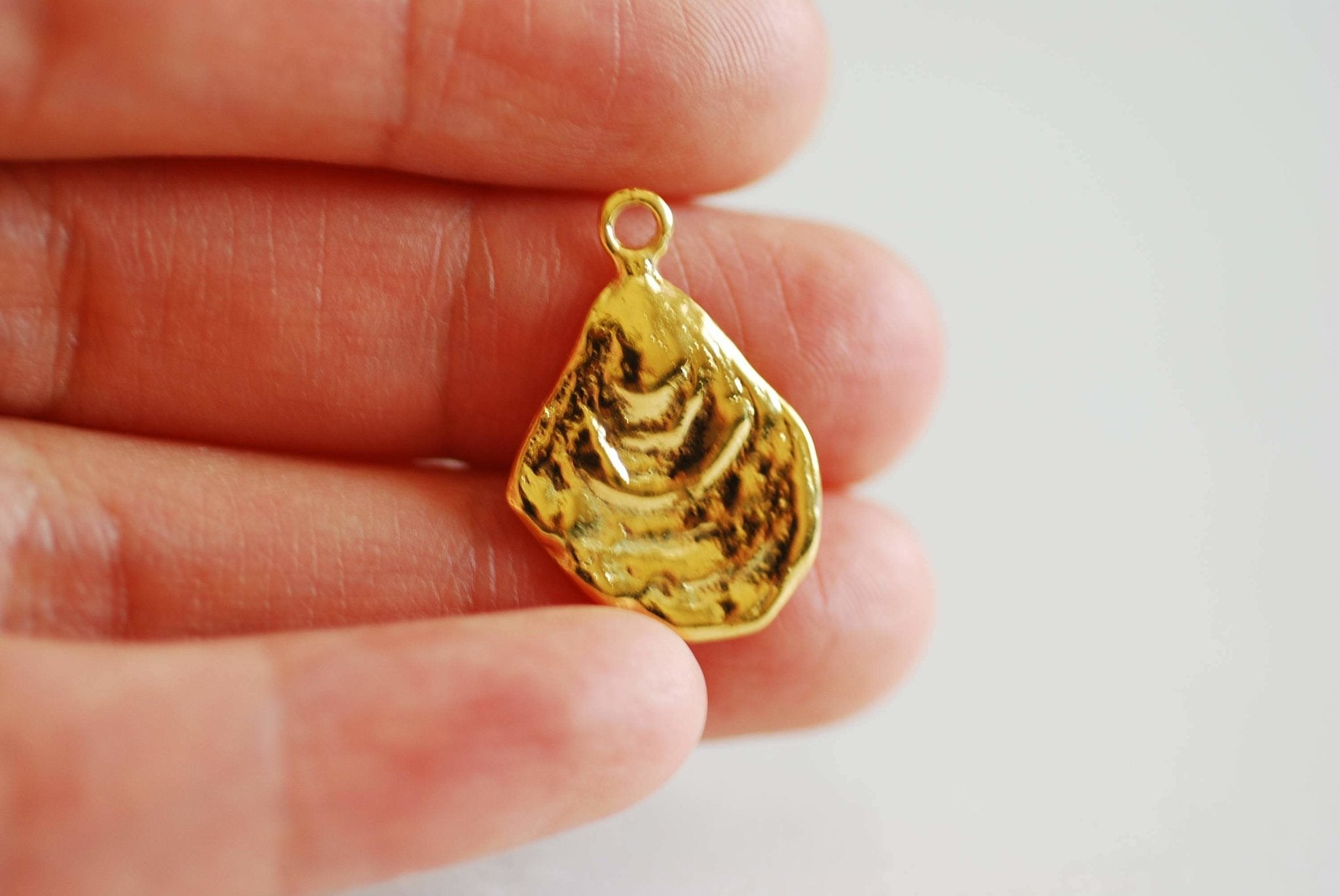 Matte Gold Oyster Charm, Gold Seashell Charm, Shell Charm, Oyster Charm, Beach Charm, Clam Shell, Shell Charm, Mussel Shell, Ocean, 373 - HarperCrown