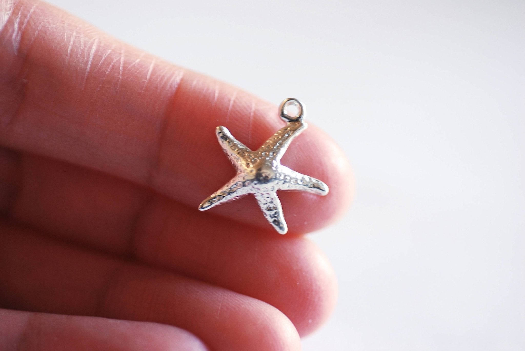 Matte Gold Starfish Charm- Vermeil Gold Starfish Charm Pendant, Sea Life, Beach Ocean themed charms, Gold Star Charm, Sea Urchin, 136 - HarperCrown