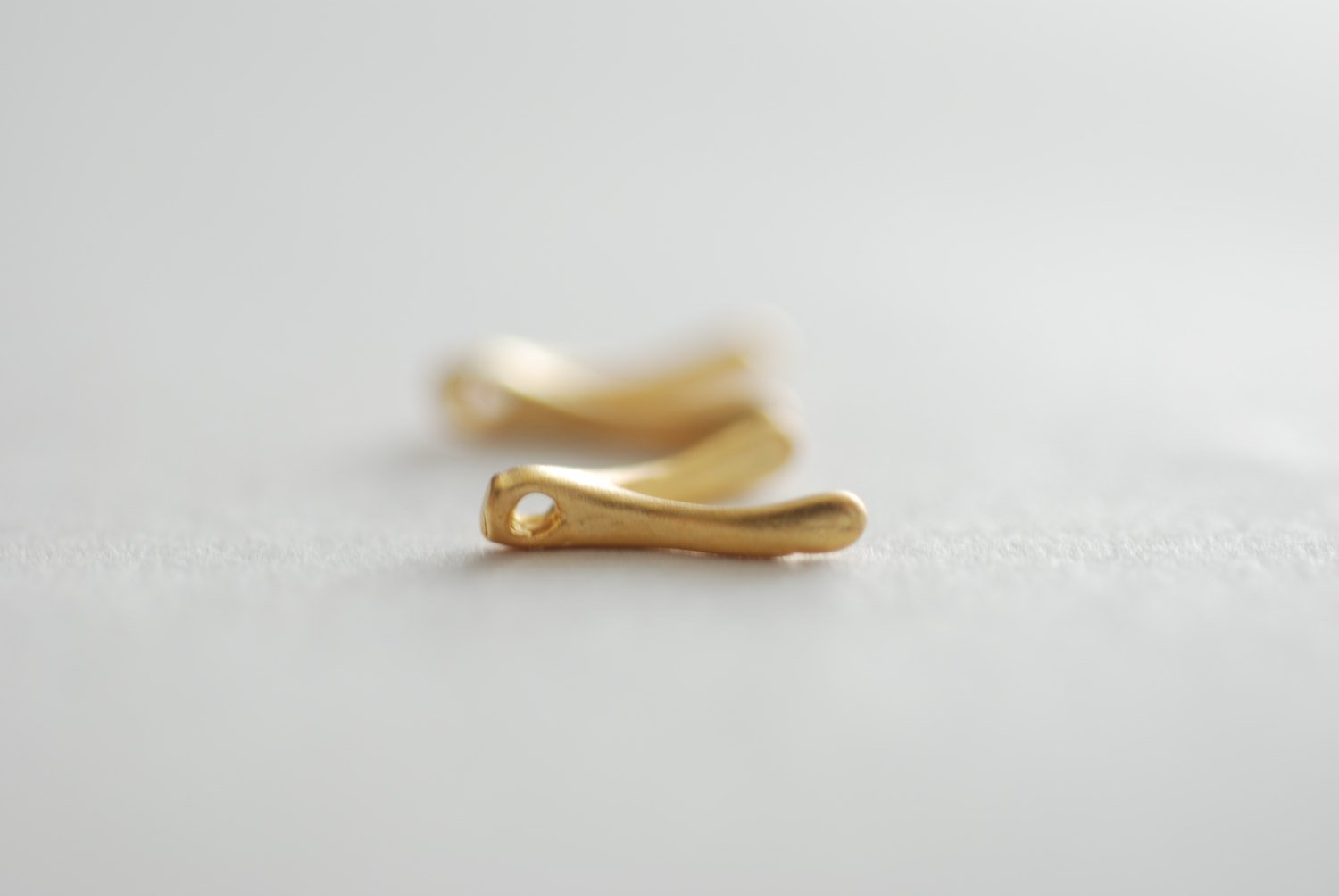 Matte Vermeil gold tiny wishbone charm- 18k gold plated sterling silver wishbone charm, Gold Wishbone charm, Vermeil Charms Wholesale, 19 - HarperCrown