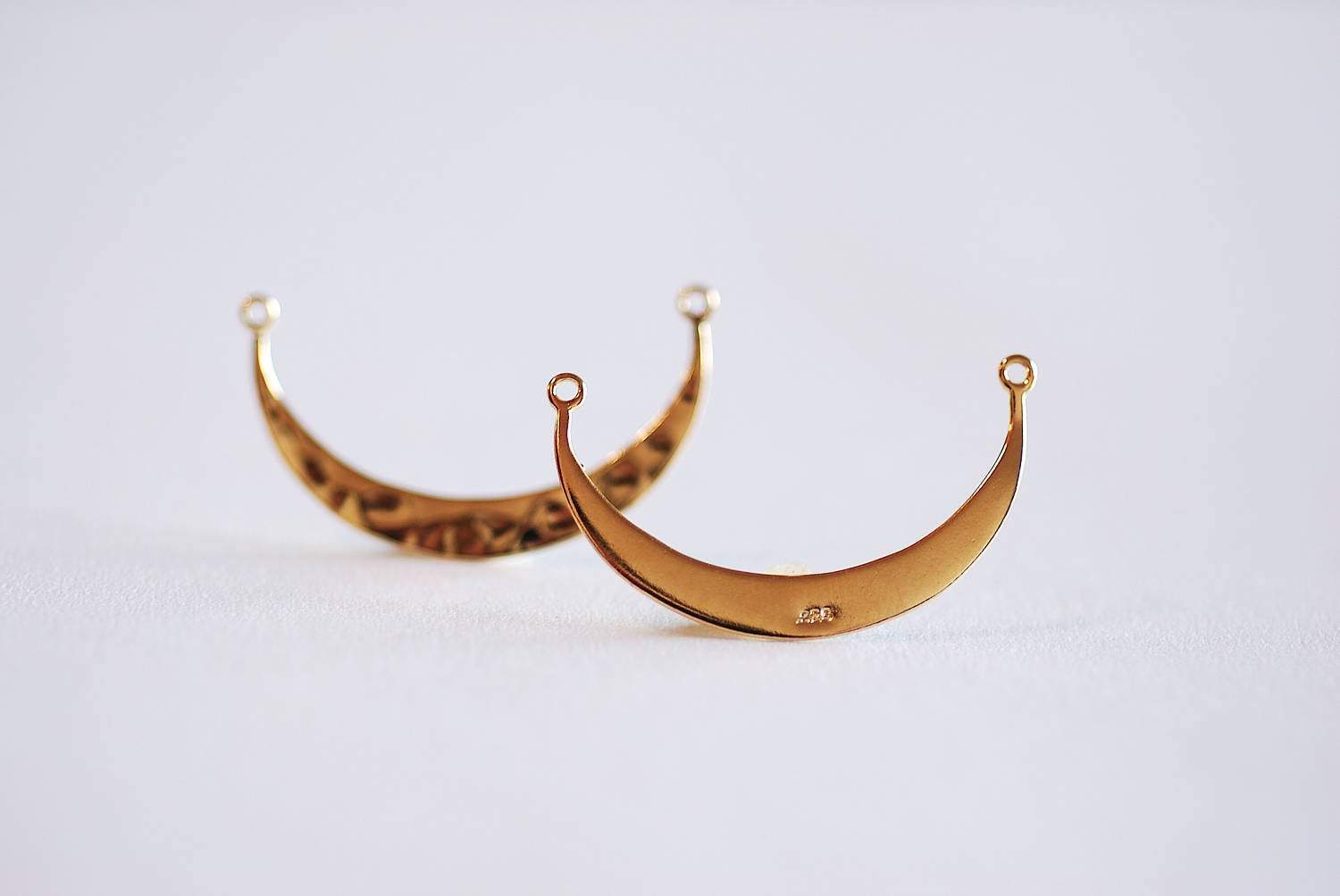 Shiny Gold Hammered Crescent Moon Connector- Gold Half Moon Link Spacer, Crescent Charm, Hammered Half Circle Connector, Moon Connector, 335 - HarperCrown