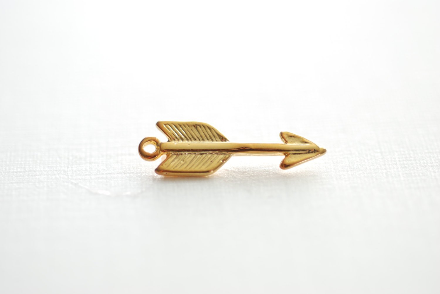 Shiny Vermeil Gold Arrow Charm- 18k gold plated over Sterling Silver, Gold Feather Arrow Pendant, Gold Arrowhead Charm, Arrowhead, Wholesale - HarperCrown