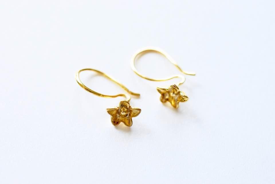 Shiny Vermeil Gold Flower Earring finding - 18k gold plated Sterling Silver, Gold flower earrings, Gold earring finding, Gold Earrings, 193 - HarperCrown