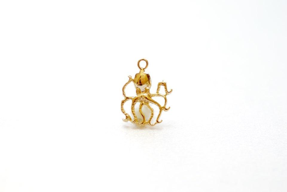 Shiny Vermeil Gold Octopus Charm- 18k gold Plated over Sterling Silver, sea life charm, sea creature charm, octopus pendant, Small Octopus - HarperCrown