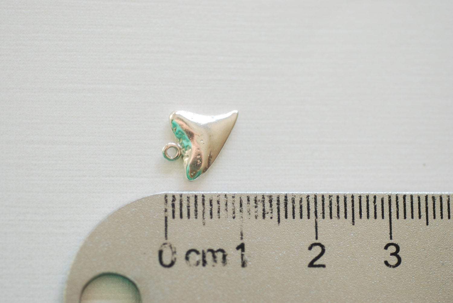 Sterling Silver Shark tooth - 925 silver, animal tooth charm, Gold or silver Shark tooth Charm Pendant, Wholesale, Bulk, Beads, 73 - HarperCrown