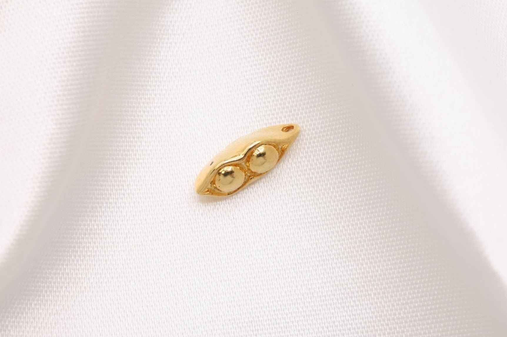 Two Peas in a Pod Charm Wholesale 14K Gold, Solid 14K Gold, 347G - HarperCrown