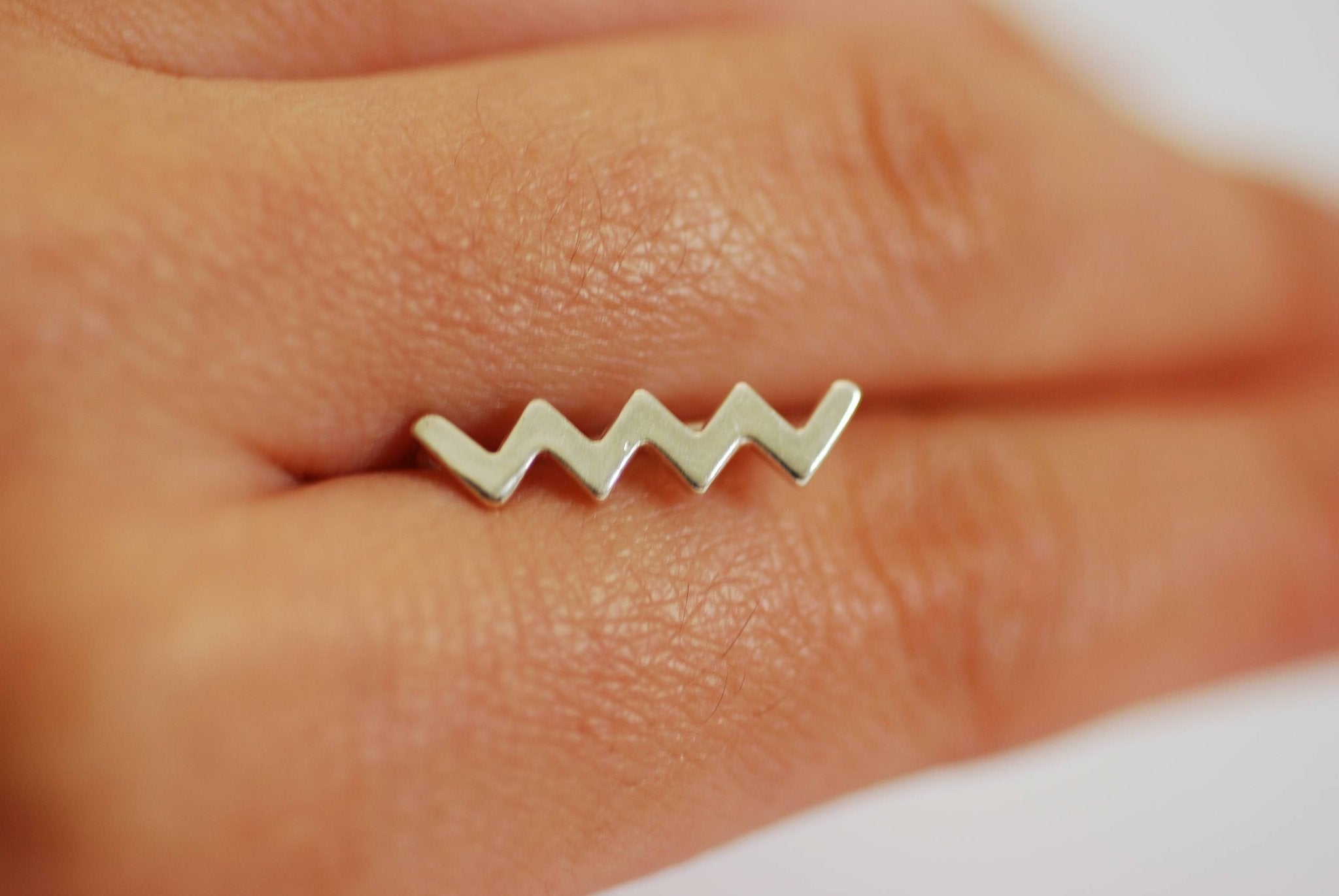 Zig zag Ear Crawlers- Sterling Silver Wave Ear Crawlers Climbers, Chevron Ear Climbers, Snake Ear Climber, Ear Jackets, Geometric earrings - HarperCrown